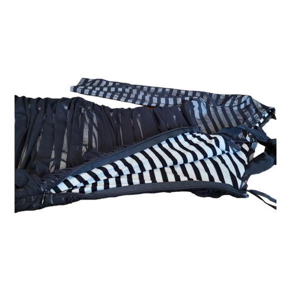 BCBGMaxAzria Dress Bodycon One-Shoulder Dress Black White Stripe Mesh Overlay XS - Picture 7 of 16